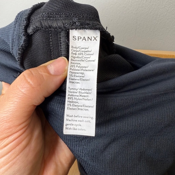 SPANX Mama Ankle Jean-ish Black Maternity Leggings Size Small - Picture 12 of 14